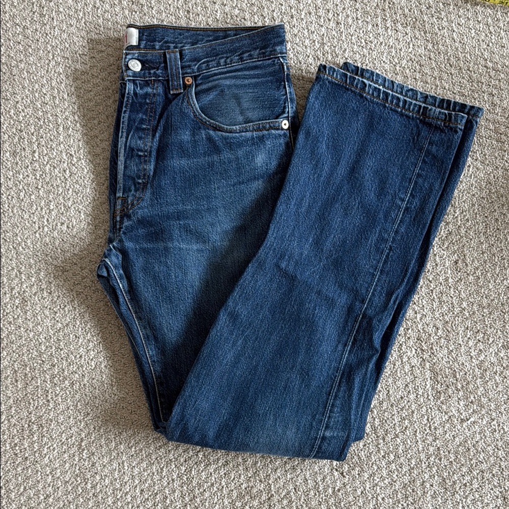 Vintage Levi's Authentic Blue Straight Leg Jeans - Picture 2 of 11